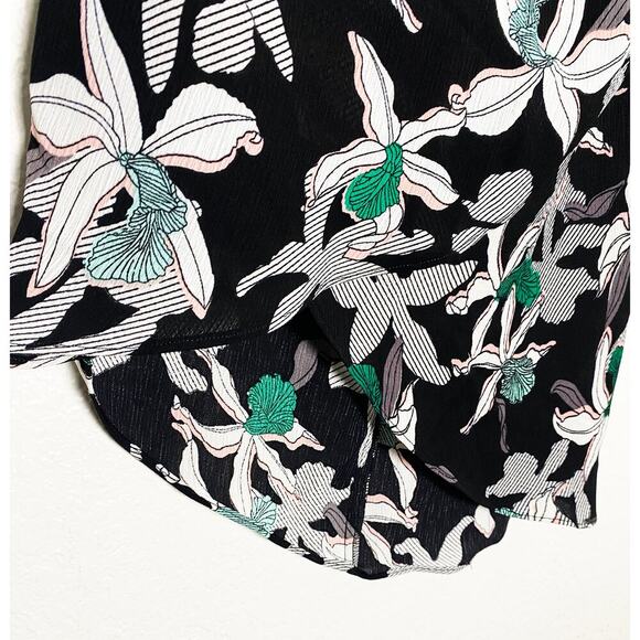 Elliatt Womens Awakening Dress Floral Print Off Shoulder Halter Cut Out Mini NWT - Picture 9 of 13